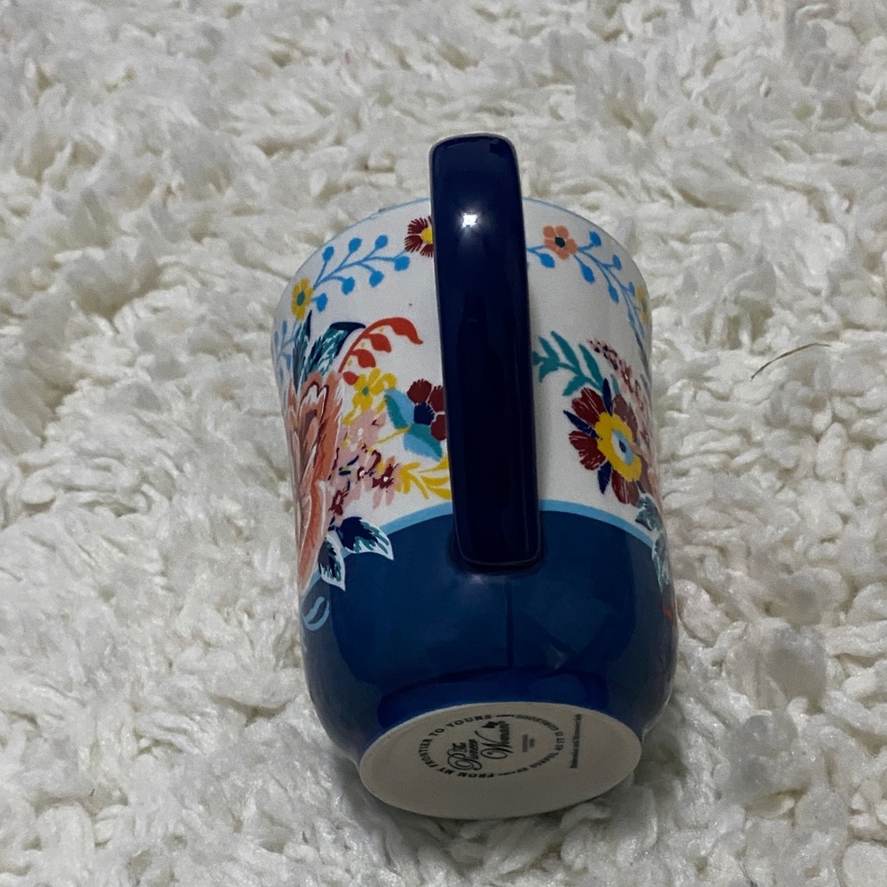 The Pioneer Woman Floral Mug with Navy Handle - Picture 13 of 16